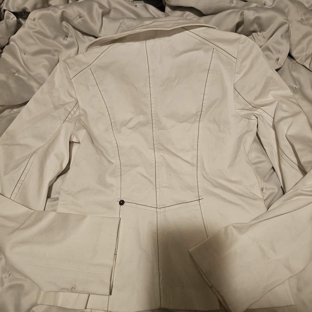 Women's Cream Blazer Jacket - Picture 4 of 4
